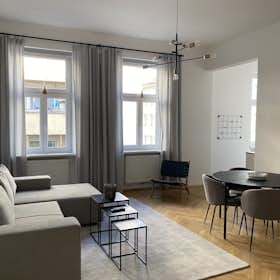 Studio for rent for €1,700 per month in Vienna, Favoritenstraße
