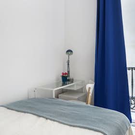 Private room for rent for €580 per month in Barcelona, Carrer de les Heures
