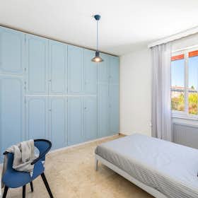 私人房间 正在以 €582 的月租出租，其位于 Ferrara, Corso Piave