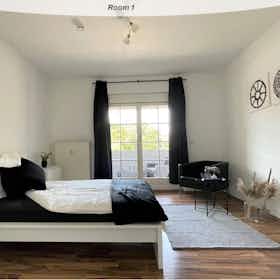 Privé kamer te huur voor € 690 per maand in Mannheim, Friedrich-Ebert-Straße