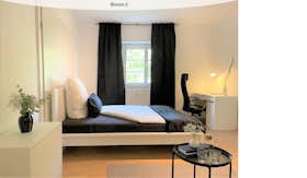 Отдельная комната сдается в аренду за 670 € в месяц в Mannheim, Friedrich-Ebert-Straße