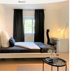 WG-Zimmer for rent for 700 € per month in Mannheim, Friedrich-Ebert-Straße