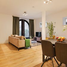 Apartment for rent for €2,195 per month in Utrecht, Zwaansteeg