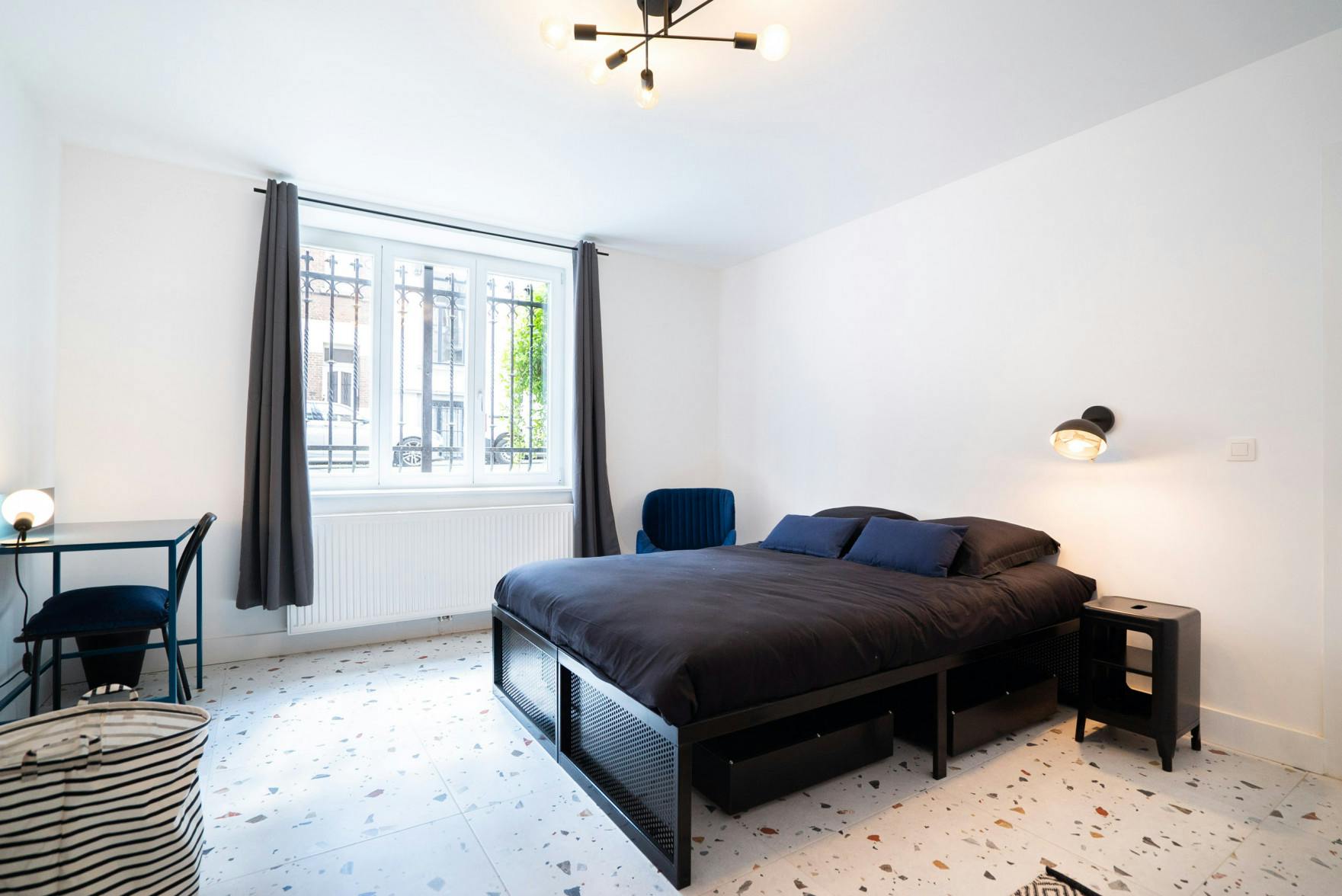 preview gallery tile