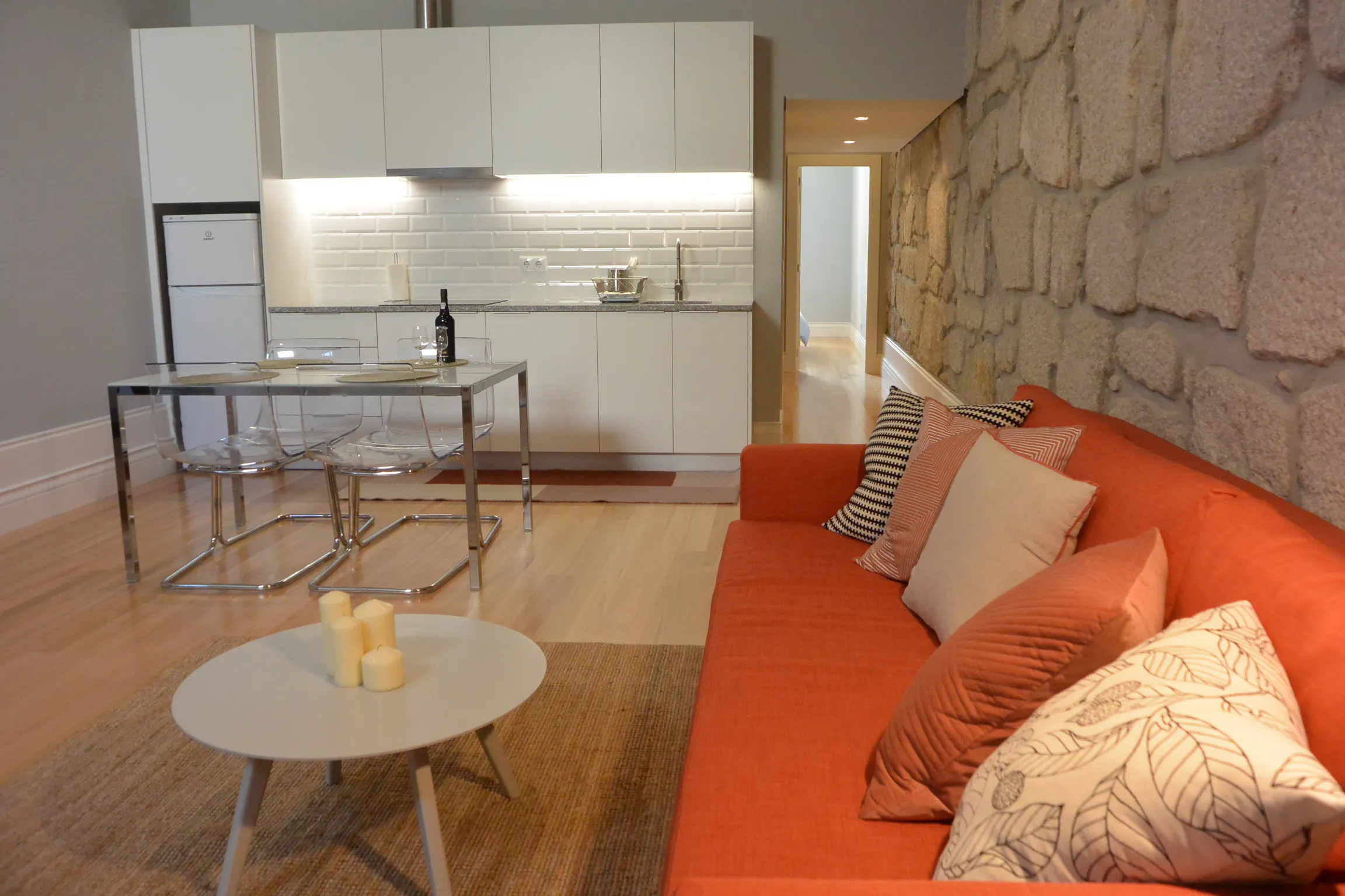 2-Bedroom Apartment in Rua de Camões, Porto (1095962) ROOM 1