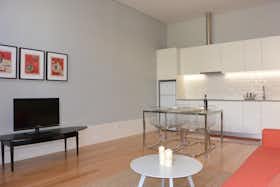 Appartamento in affitto a 1.400 € al mese a Porto, Rua de Camões