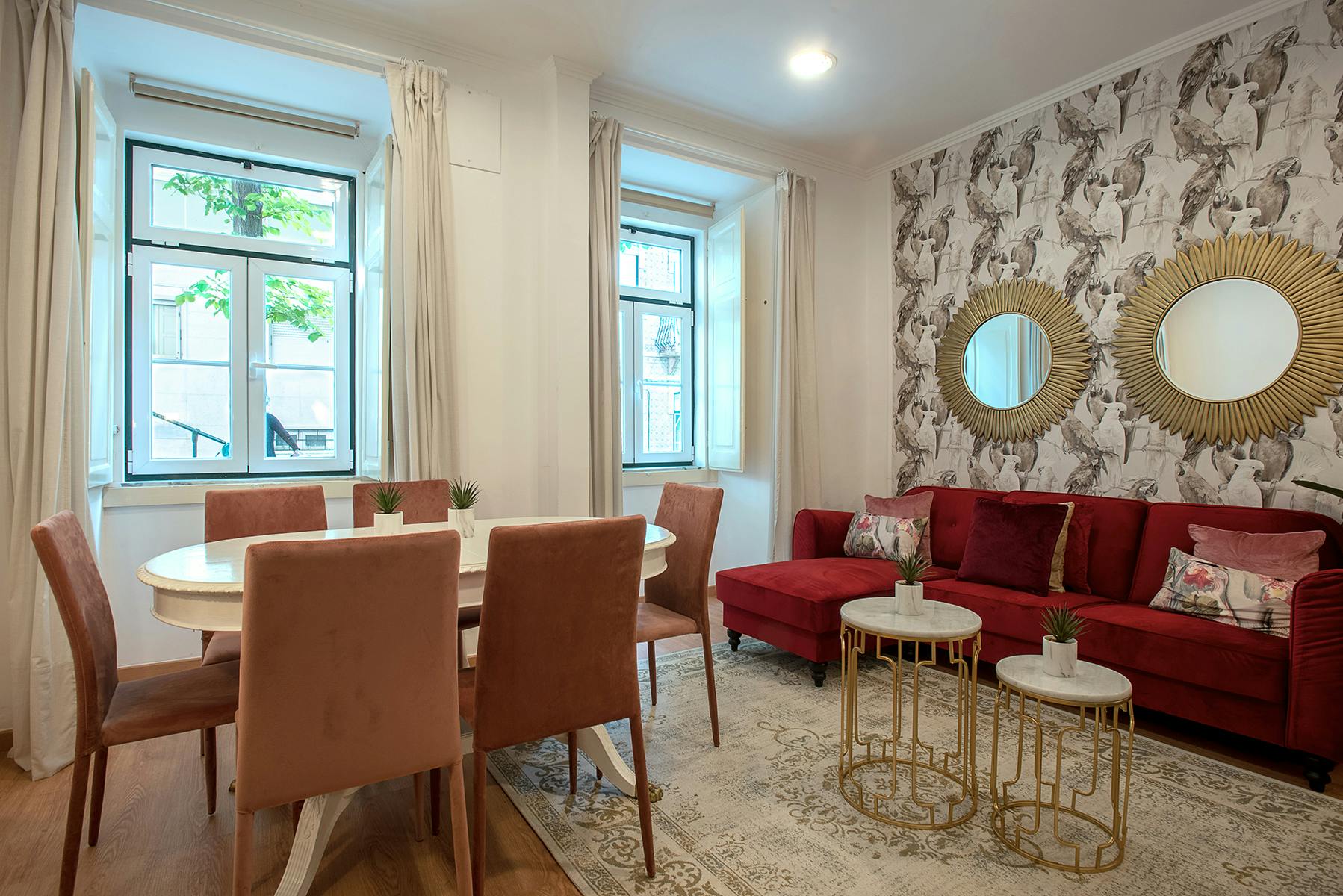 Apartment for rent for €1,950 per month in Lisbon, Rua Cidade de Liverpool