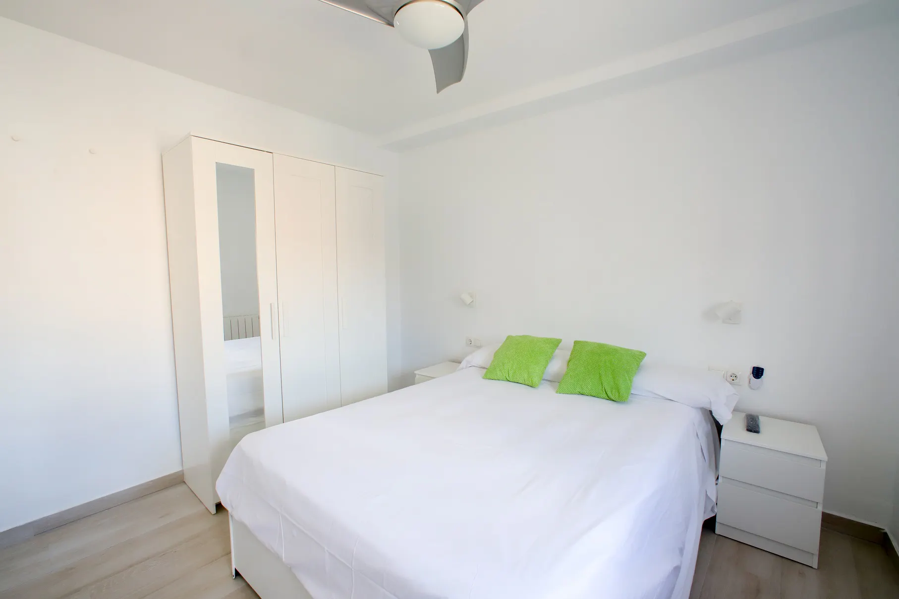 Private room in Calle Arzobispo Company, Valencia (1096637) ROOM 2