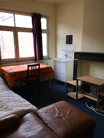 Privé kamer te huur voor € 545 per maand in Uccle, Brugmannlaan
