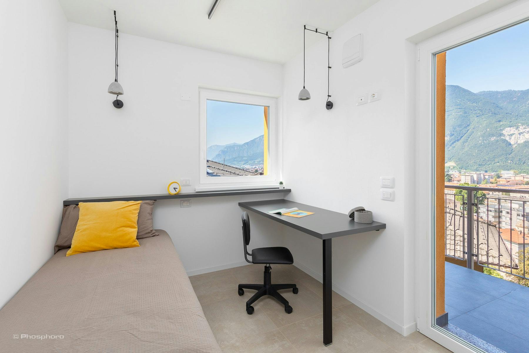 Private room in Via Venezia, Trento (1096998) room image 2