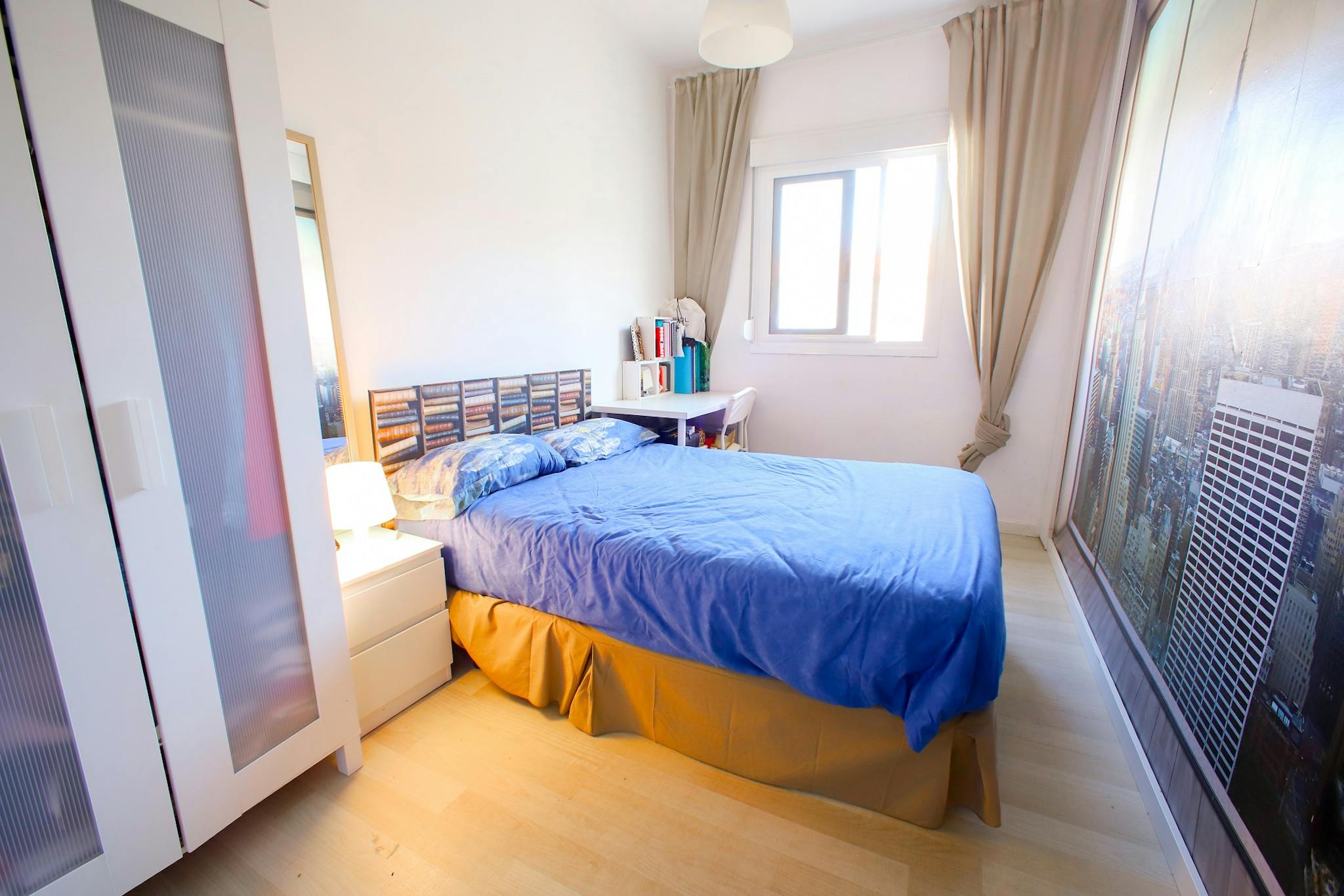 Carrer Xulilla, Valencia preview