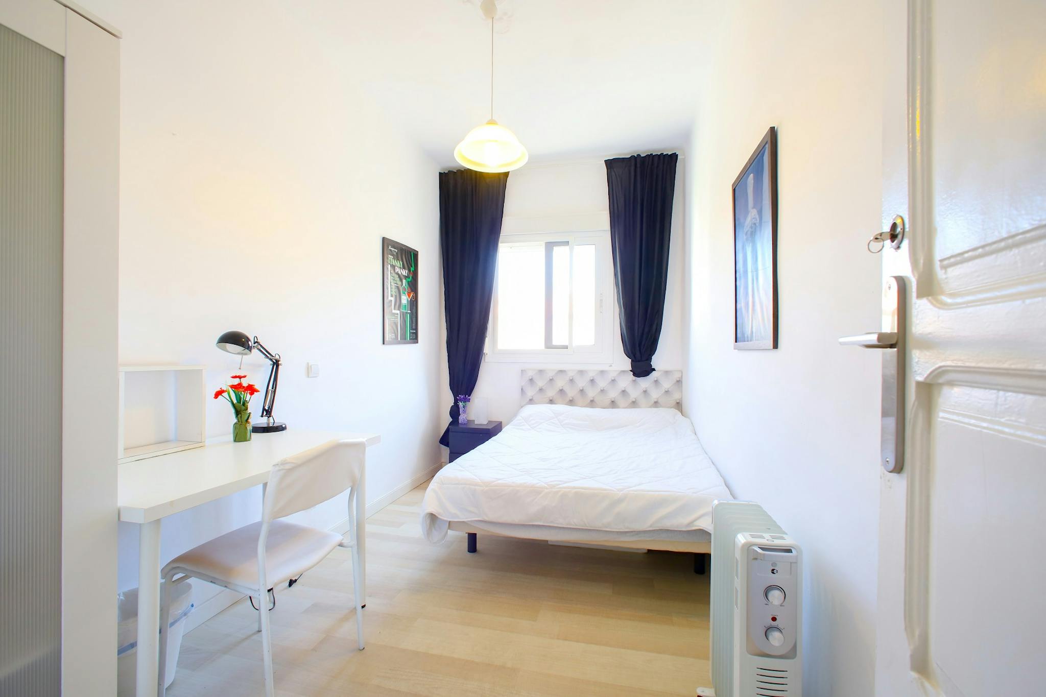 Carrer Xulilla, Valencia preview