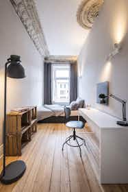 Отдельная комната сдается в аренду за 850 € в месяц в Hamburg, Rentzelstraße