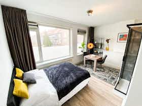 单间公寓 正在以 €850 的月租出租，其位于 Rotterdam, Fuutstraat