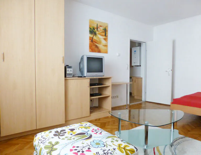 Apartment in Blechturmgasse, Vienna 4