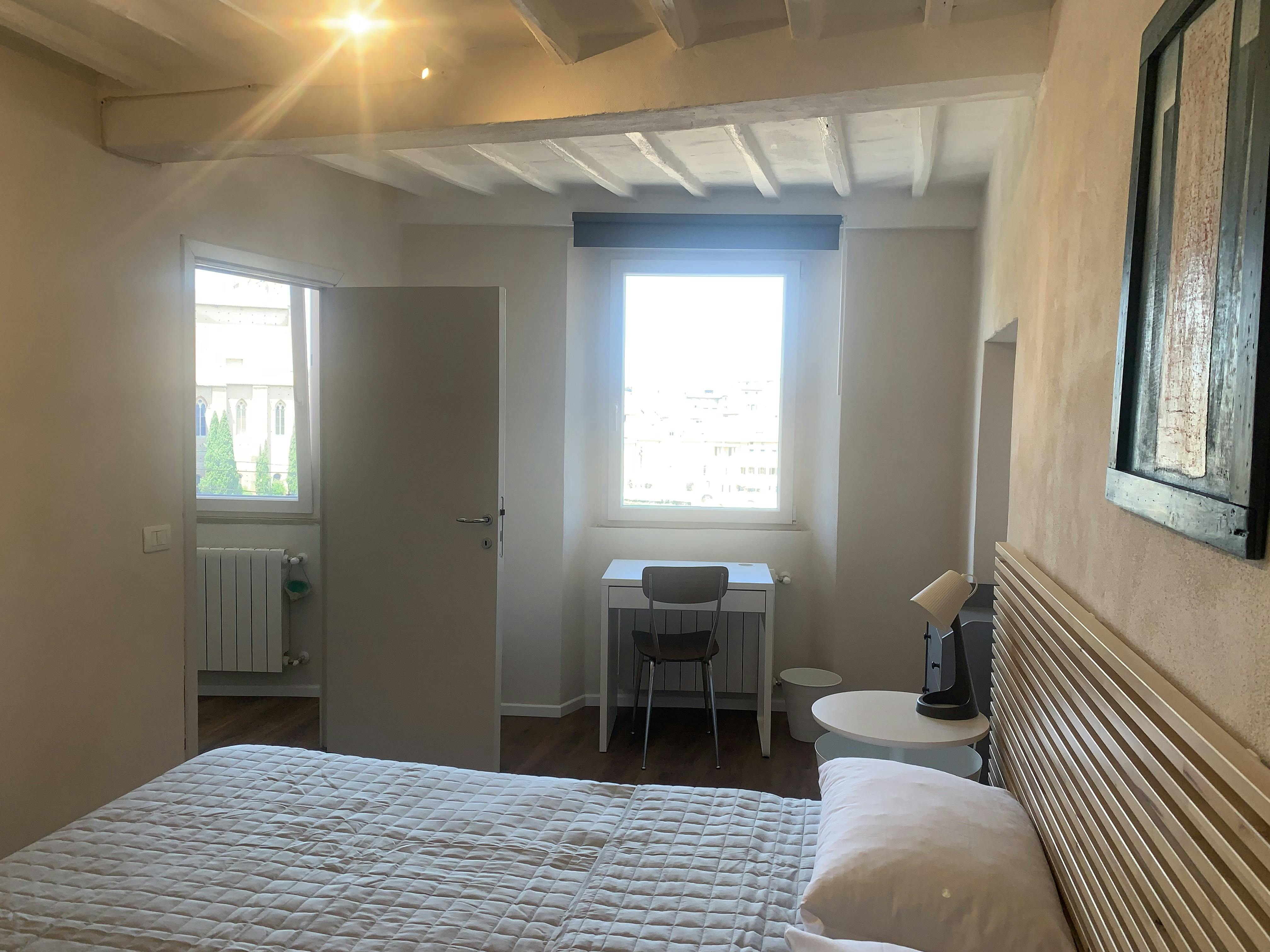 Apartamento para alugar por € 1.400 por mês em Siena, Via Franciosa