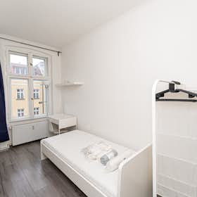 WG-Zimmer for rent for 679 € per month in Berlin, Immanuelkirchstraße