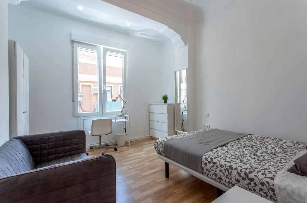 Private room in Calle Actor Llorens, Valencia (1098124) ROOM