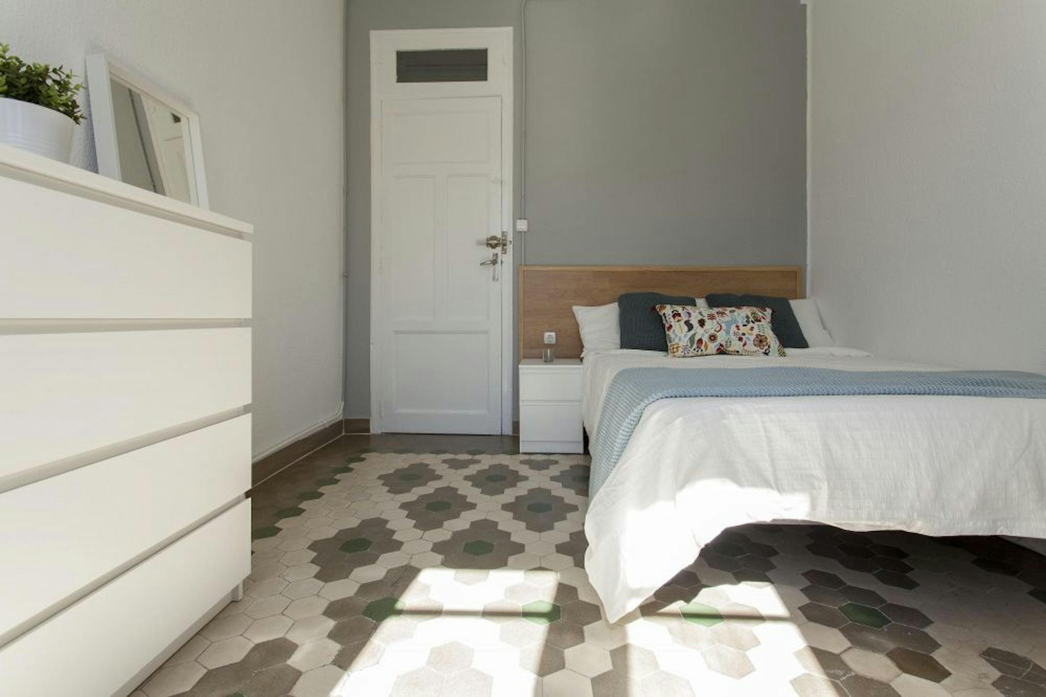 Gran Vía de las Germanías, Valencia preview