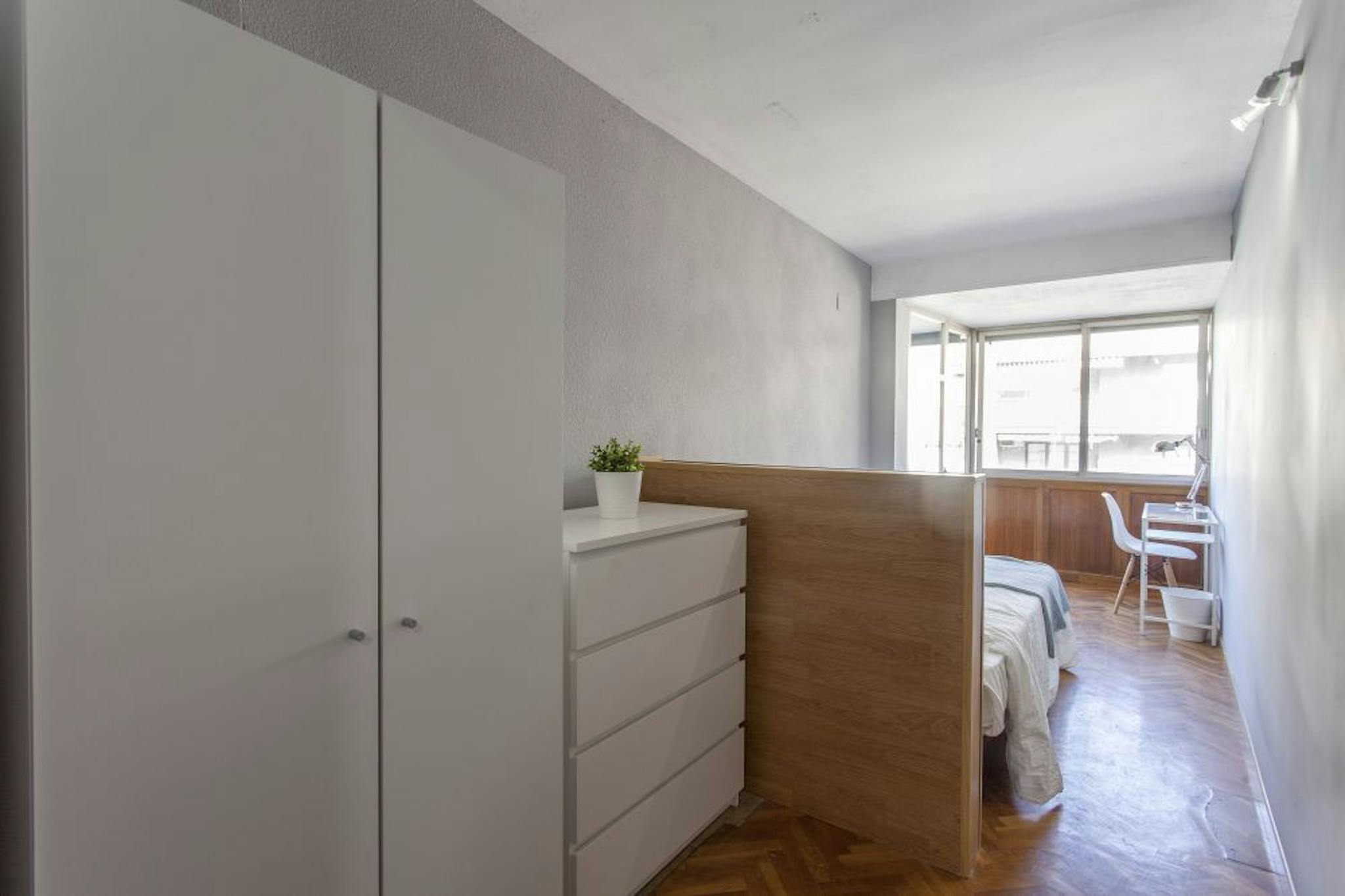 Calle Antonio Suárez, Valencia preview