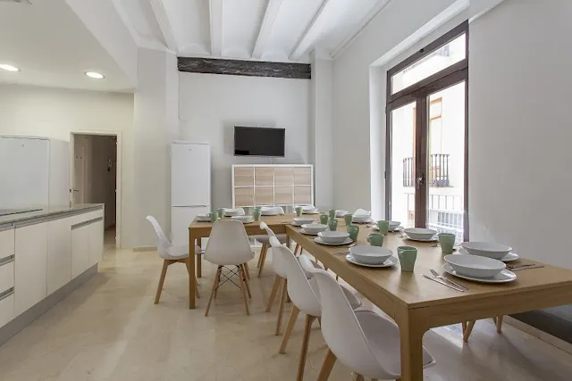 Private room in Calle Calatrava, Valencia (1098146) room image 2