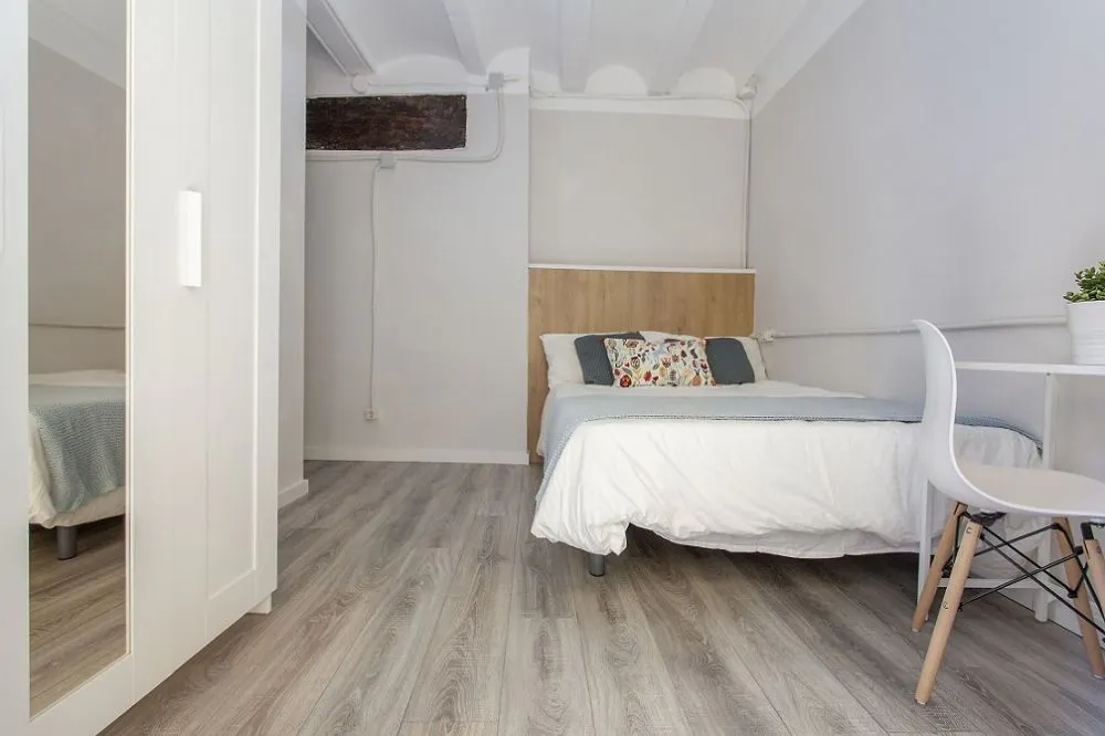 Private room in Calle Calatrava, Valencia (1098146) ROOM