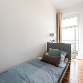 Private room for rent for €670 per month in Berlin, Holländerstraße
