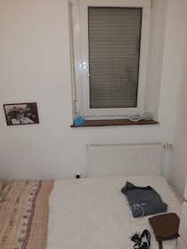 Privé kamer te huur voor € 410 per maand in Leinfelden-Echterdingen, Leinfelder Straße