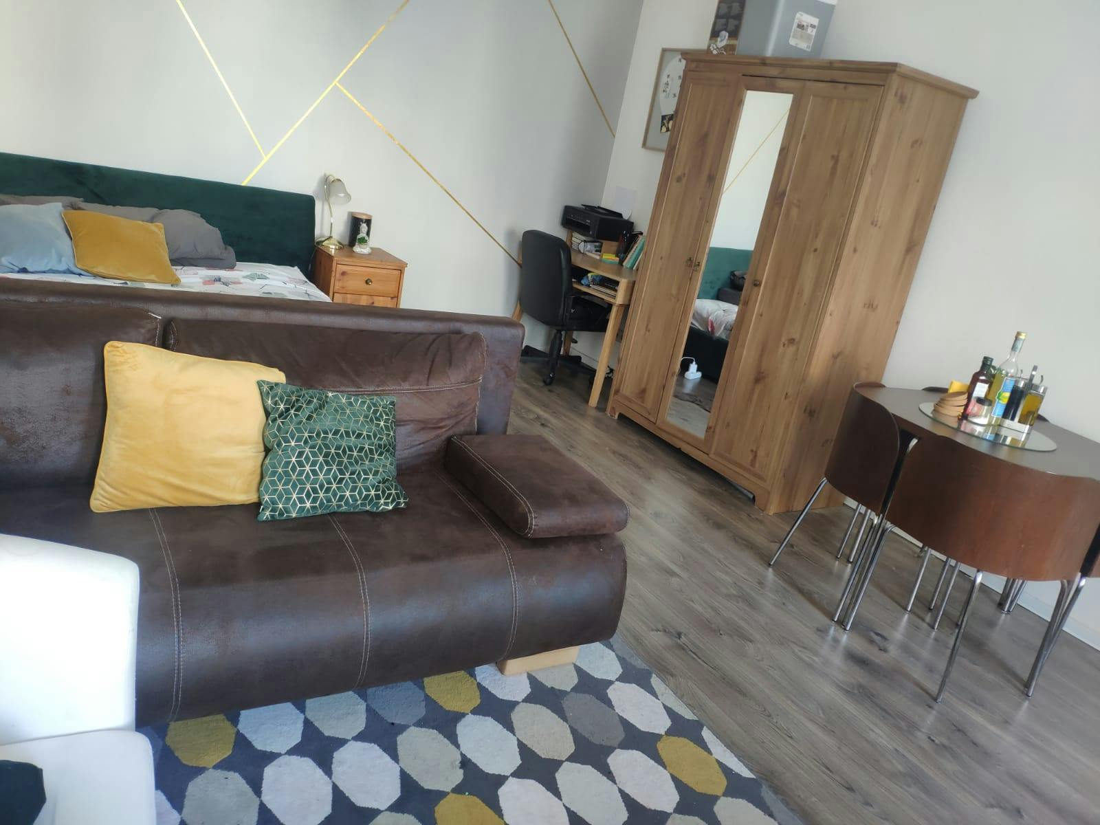 单间公寓 正在以 €980 的月租出租，其位于 Vienna, Reumannplatz