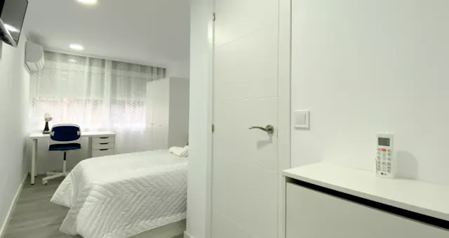 Private room in Calle Lucio del Valle, Valencia (1098900) room image 1