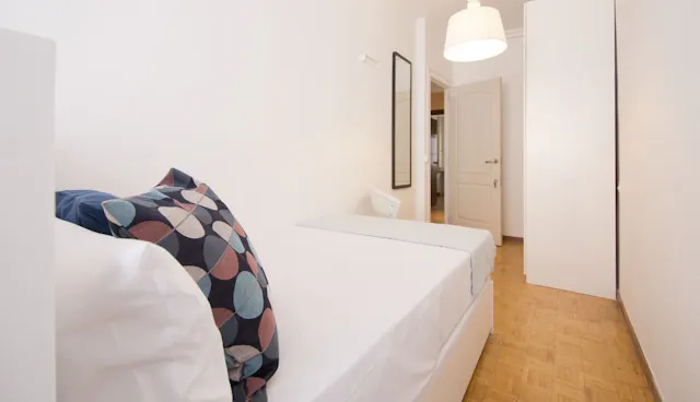 Private room in Calle de Mauricio Legendre, Madrid (1099477) room image 2