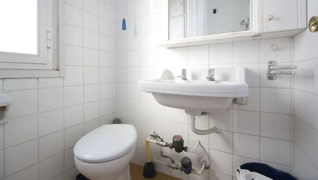 Private room in Calle de Mauricio Legendre, Madrid (1099479) room image 10