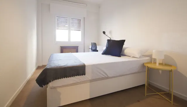 Private room in Calle de Mauricio Legendre, Madrid (1099485) room image 1