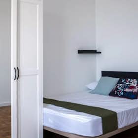 Private room for rent for €520 per month in Valencia, Plaça de Sant Agustí
