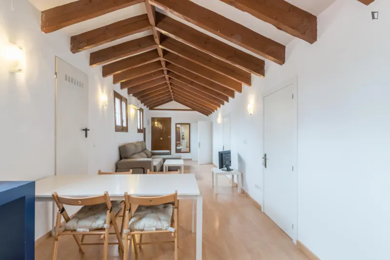 23 Fuentes Street, Madrid - in Madrid