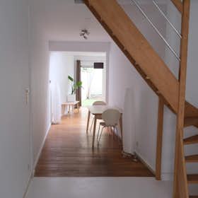 Дом сдается в аренду за 1 395 € в месяц в Mechelen, Dobbelhuizen