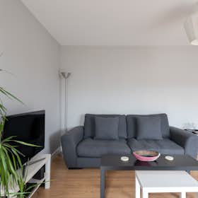 Apartamento for rent for 3070 GBP per month in London, Knapp Road