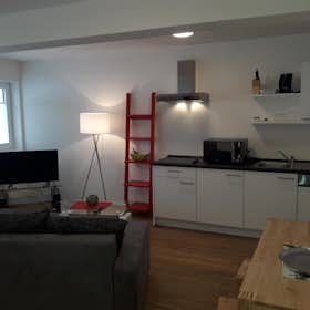 Apartment for rent for €1,150 per month in Düsseldorf, Parkstraße