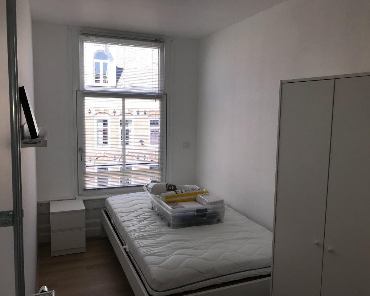 Kamer aan Tweede van Swindenstraat, Amsterdam