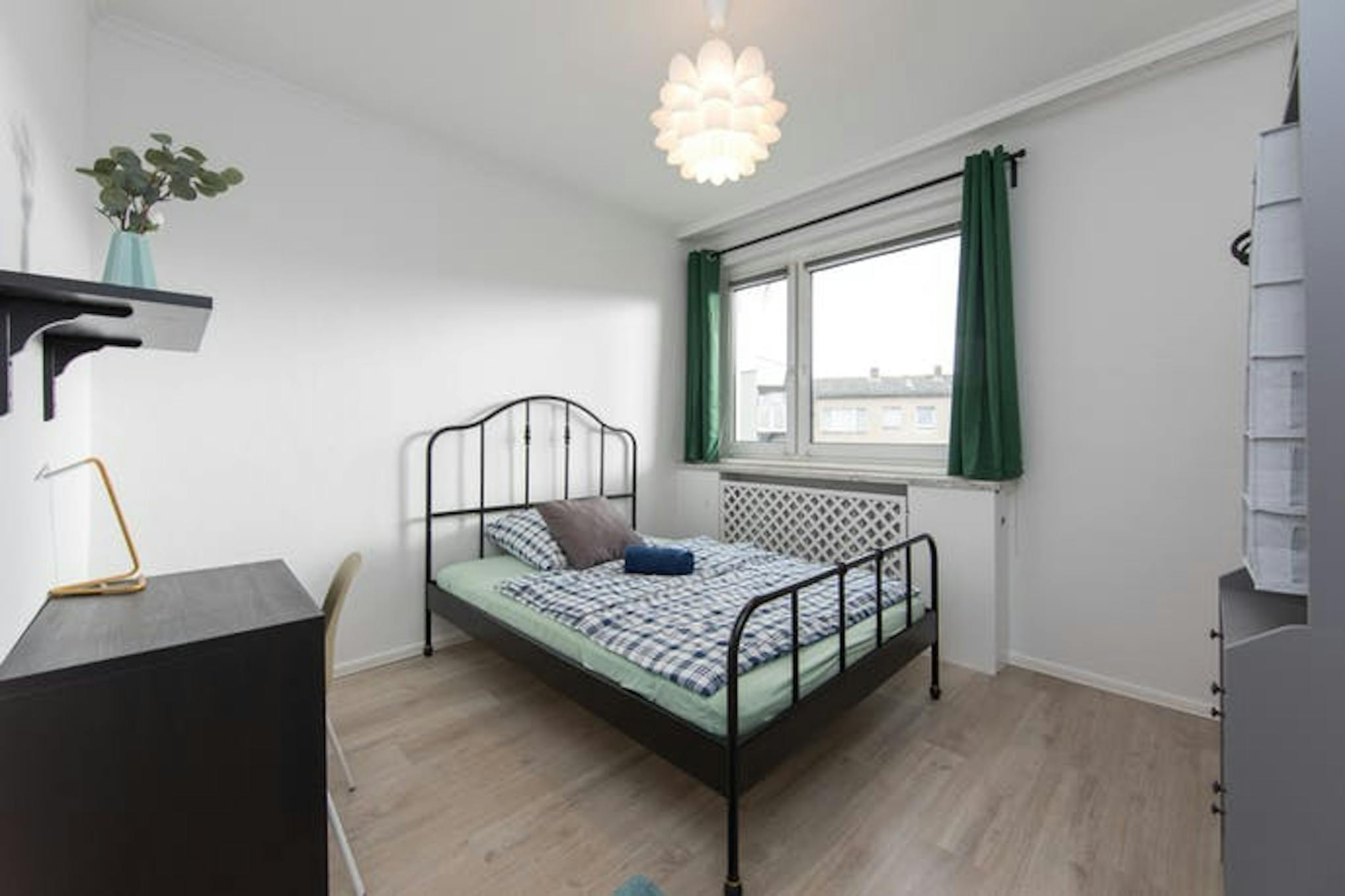 Stephanstraße, Berlin preview