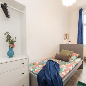 Private room for rent for €600 per month in Berlin, Weimarische Straße