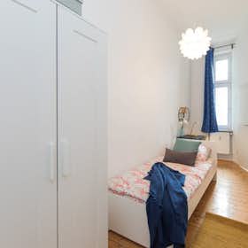 Private room for rent for €640 per month in Berlin, Weimarische Straße