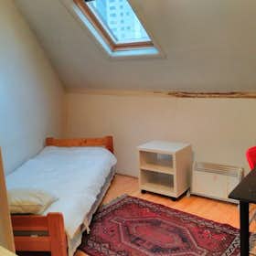 Private room for rent for €545 per month in Saint-Gilles, Rue Fontainas