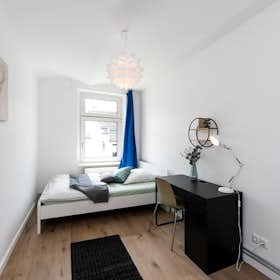 Private room for rent for €700 per month in Berlin, Dominicusstraße