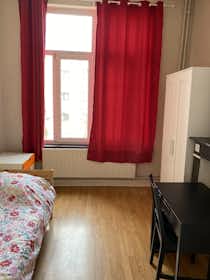 私人房间 正在以 €545 的月租出租，其位于 Brussels, Rue Saint-Christophe