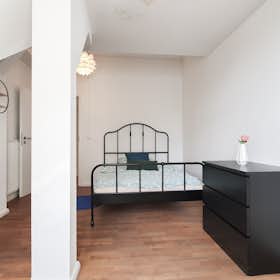 Private room for rent for €690 per month in Berlin, Martin-Luther-Straße