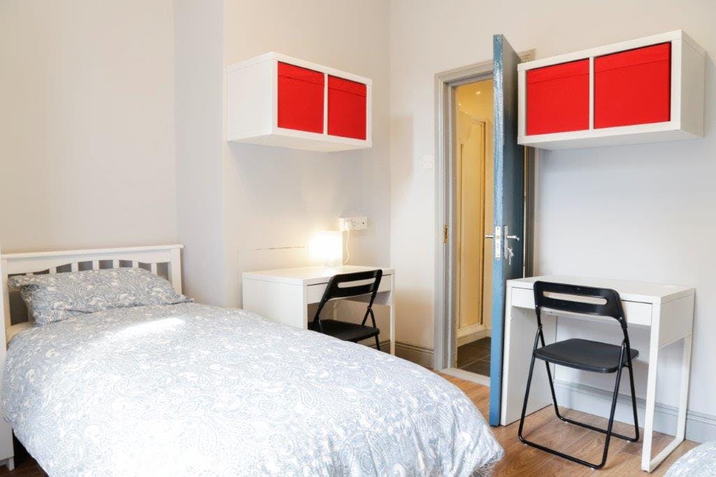 Shared room for rent for €780 per month in Dublin, Royal Canal Terrace