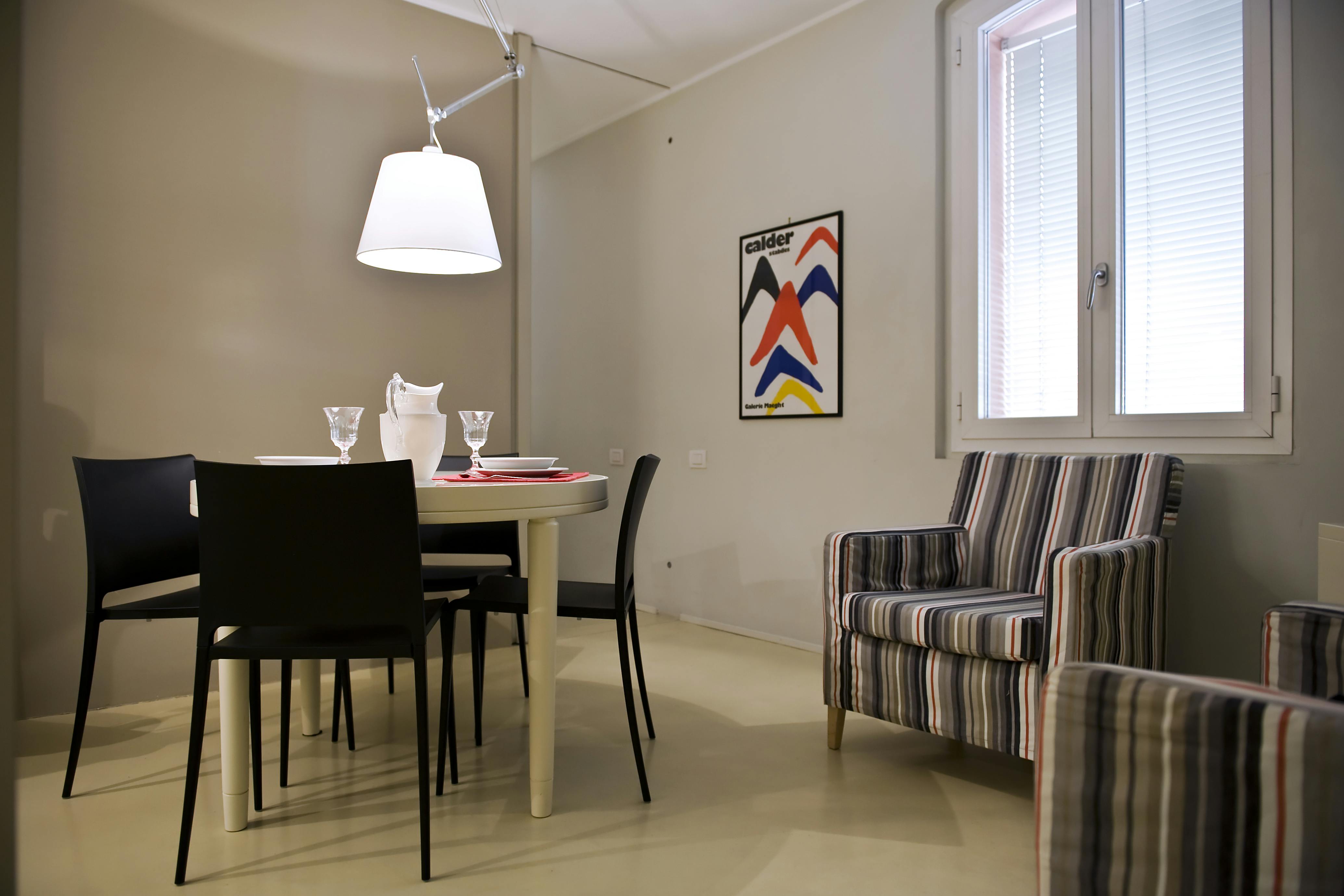 Via Mascarella, Bologna preview