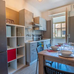 Private room for rent for €360 per month in Udine, Viale Gio Batta Bassi