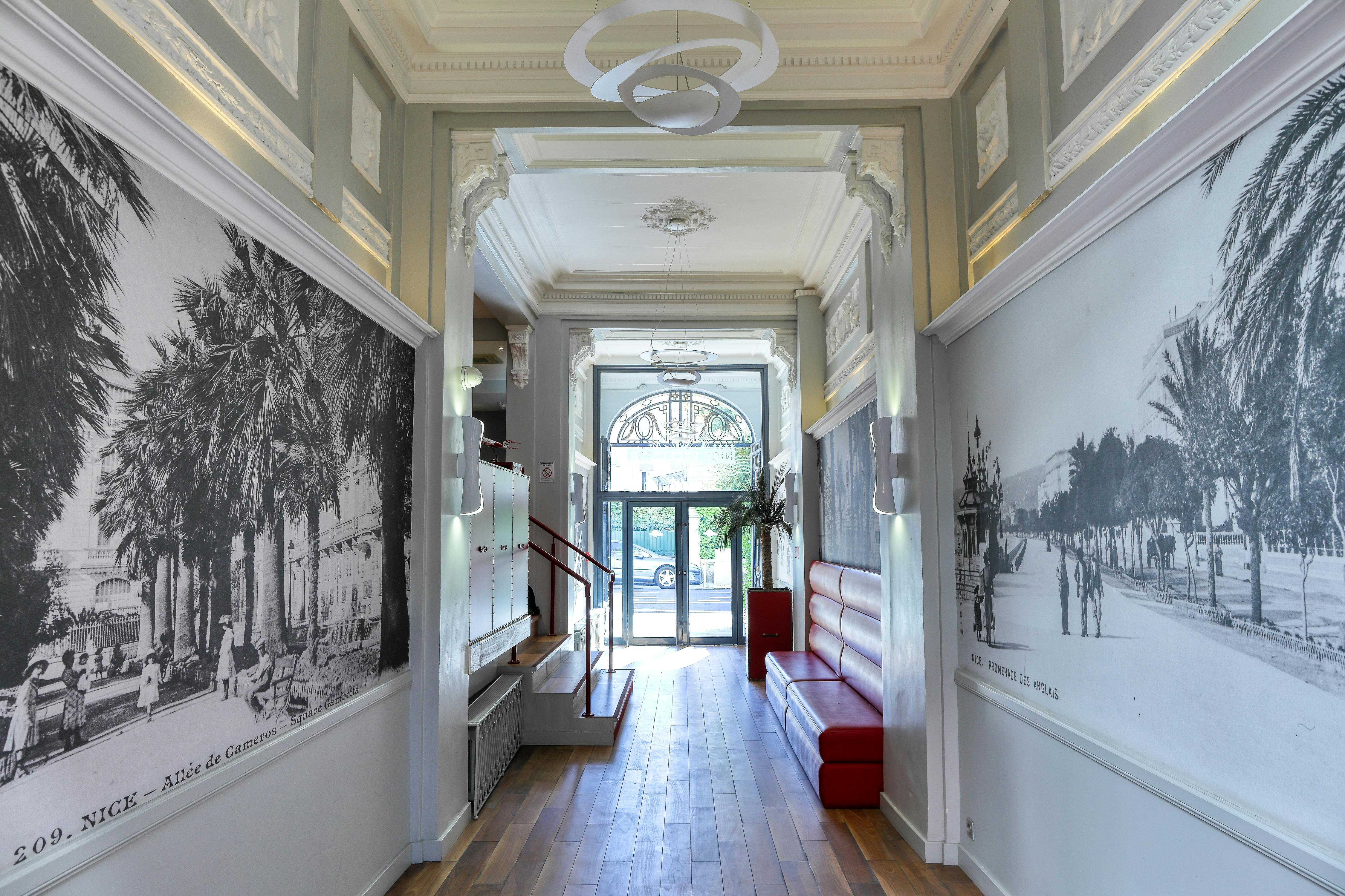 preview gallery tile